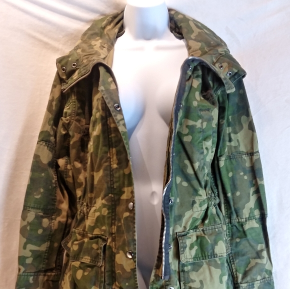GAP Jackets & Blazers - GAP Military Style Jacket sz. XS GAP Jackets & Blazers - GAP Military Style Jacket sz. XS